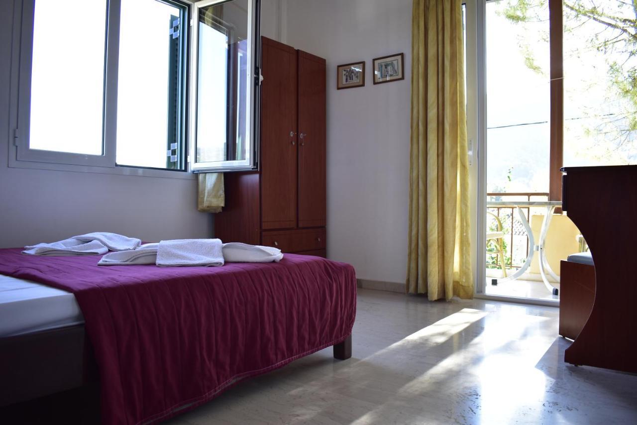 Michalis Place Apartments Vasiliki  Ngoại thất bức ảnh
