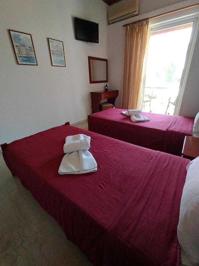 Michalis Place Apartments Vasiliki  Ngoại thất bức ảnh